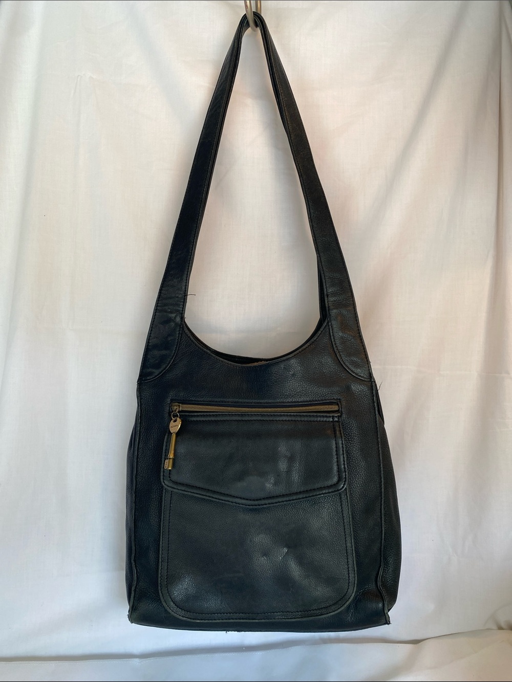 Fossil Black Leather Shoulder Bag with Front Zip Pocket